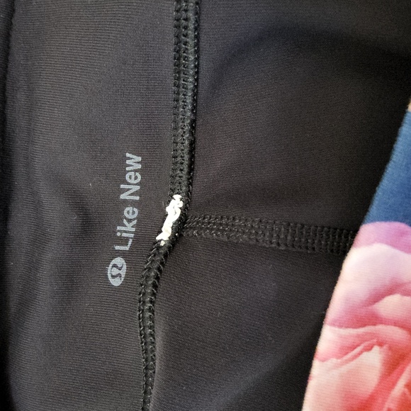 48. Lululemon Gather & Crow Crop - Picture 5 of 8